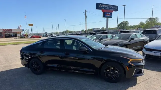 2026 Kia K5 LXS