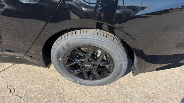 2026 Kia K5 LXS