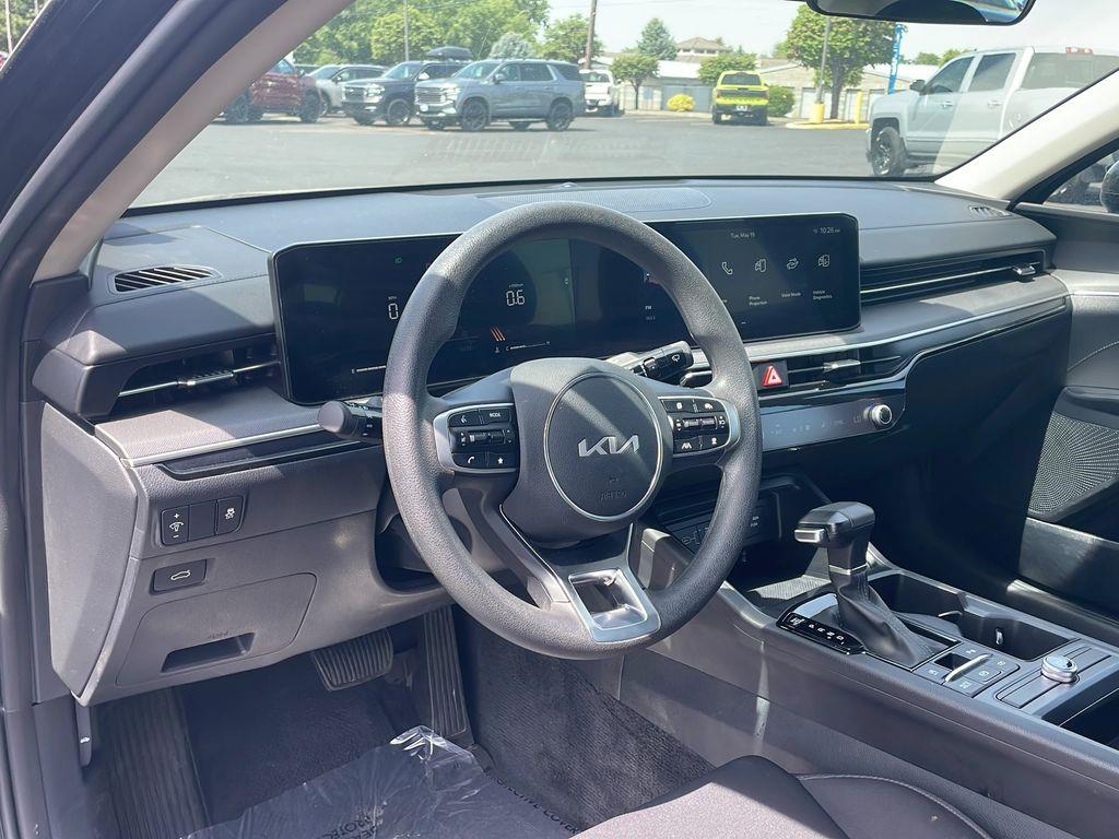 2025 Kia K5 - $24,399