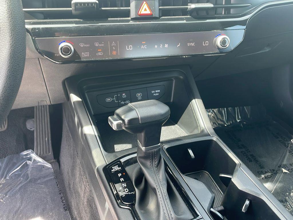 2025 Kia K5 - $24,399