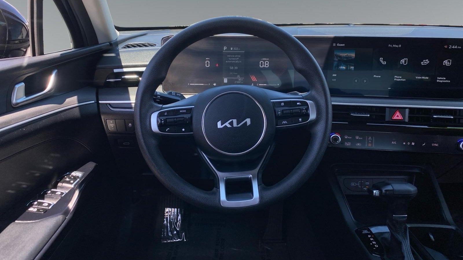 2025 Kia K5 LXS