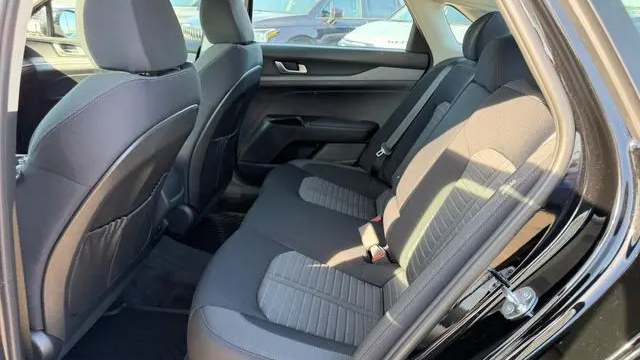 2026 Kia K5 LXS