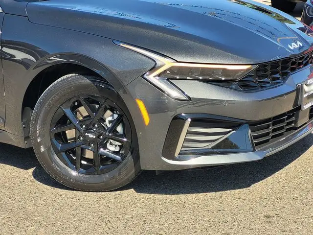 2025 Kia K5 - $23,897