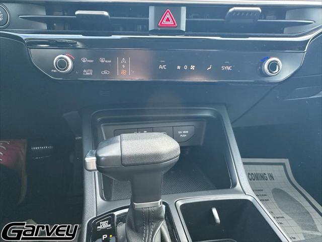 2025 Kia K5 - $23,500