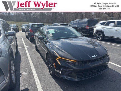 2026 Kia K5 LXS 4DR Sedan