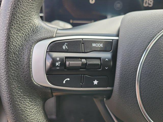 2025 Kia K5 - $22,000