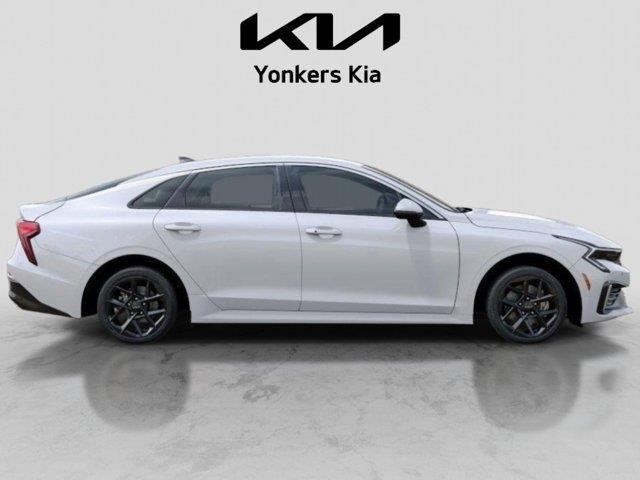 2026 Kia K5 - $27,060