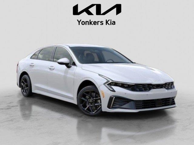 2026 Kia K5 - $27,060