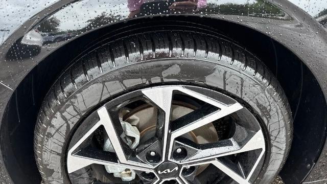 2025 Kia K5 EX