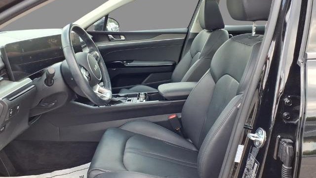 2025 Kia K5 EX