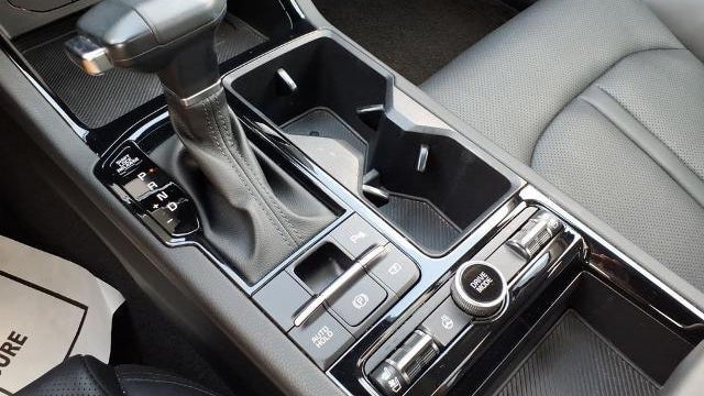 2025 Kia K5 EX