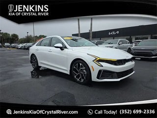2025 Kia K5 with Snow White Pearl Exterior