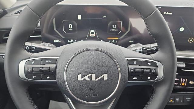 2026 Kia K5 EX