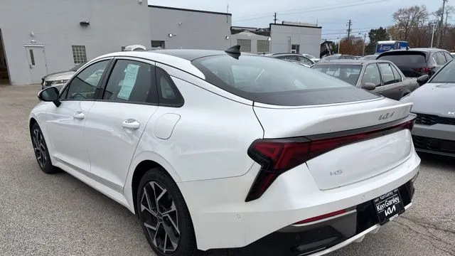 2025 Kia K5 EX