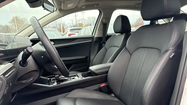 2025 Kia K5 EX