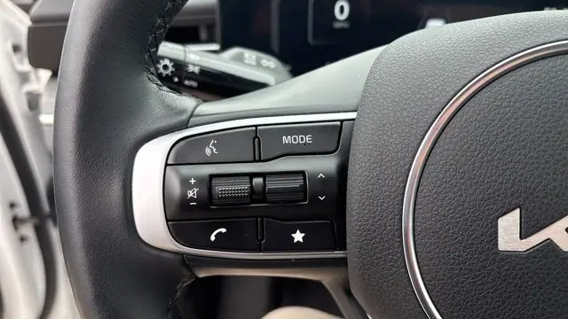 2025 Kia K5 EX