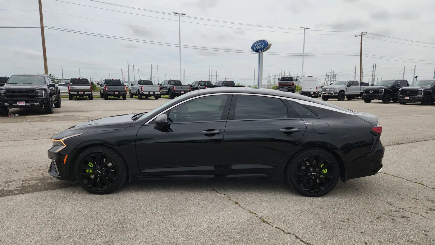 2025 Kia K5 GT