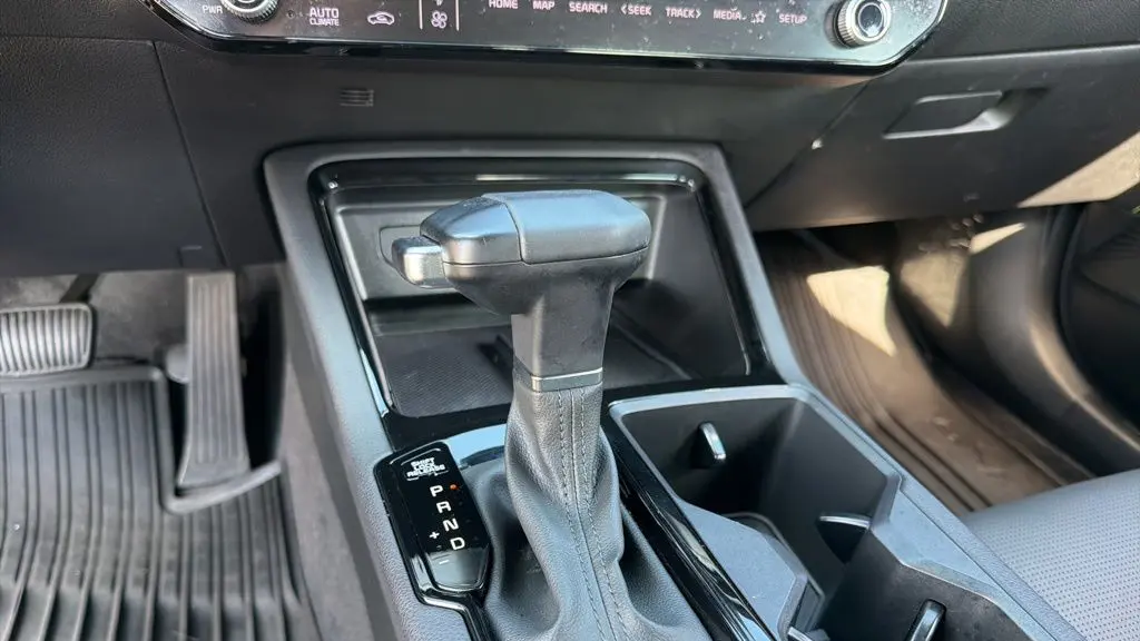 2025 Kia K5 GT