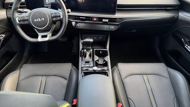 2025 Kia K5 GT