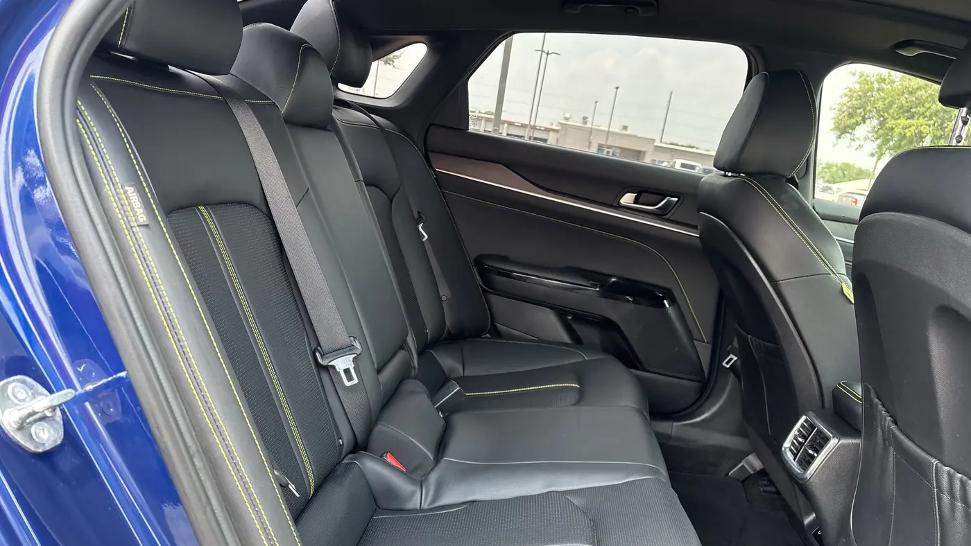 2025 Kia K5 GT