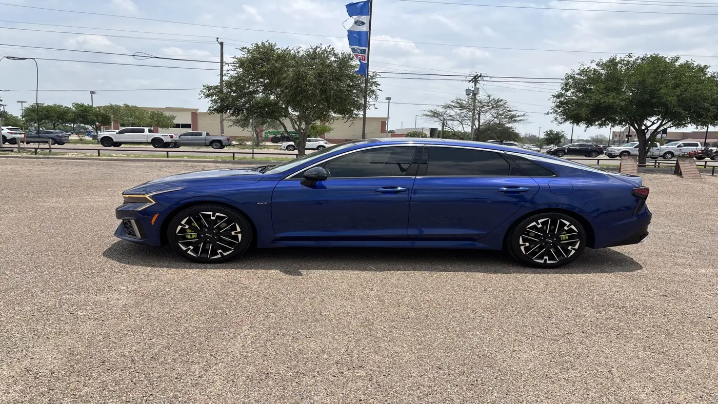 2025 Kia K5 GT