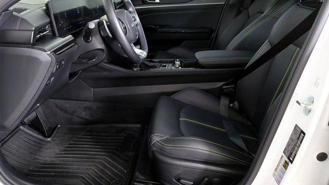 2025 Kia K5 GT