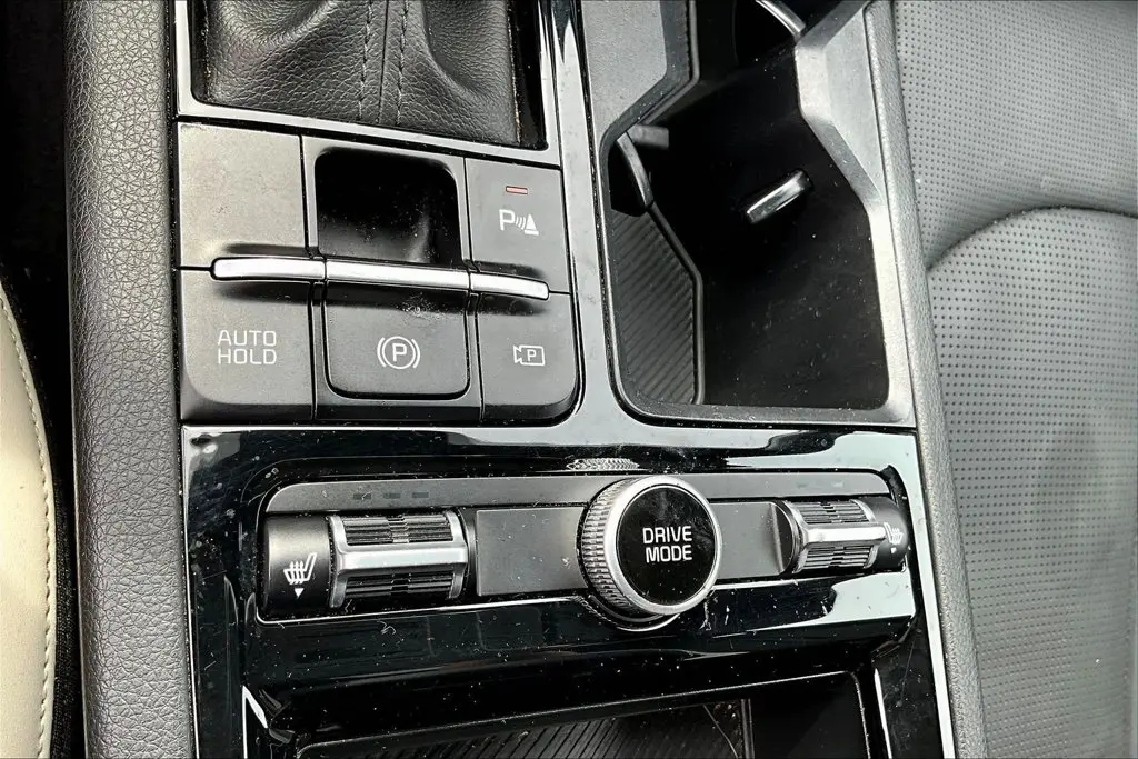 2025 Kia K5 - $27,950