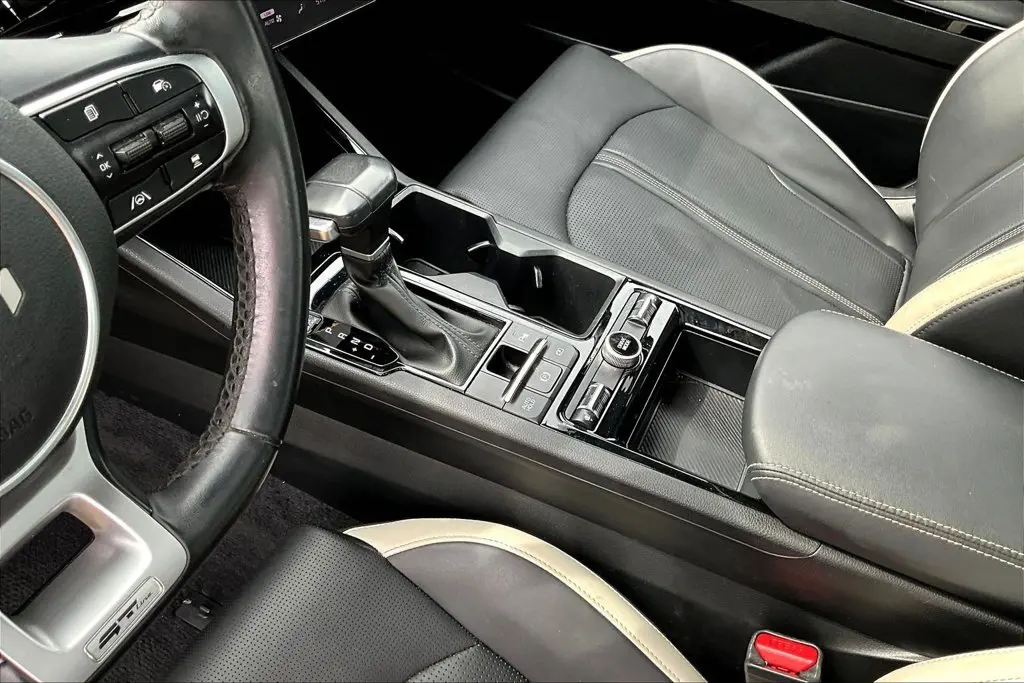2025 Kia K5 - $27,950