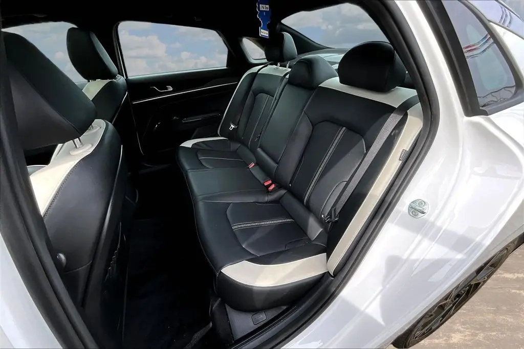 2025 Kia K5 - $27,950