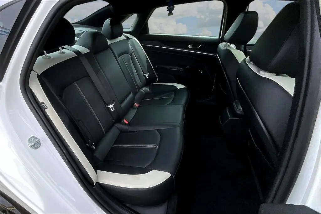2025 Kia K5 - $27,950