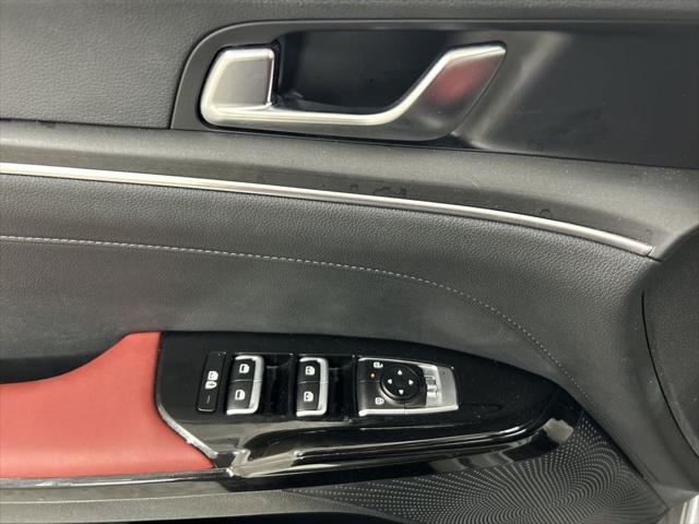 2026 Kia K5 - $27,105