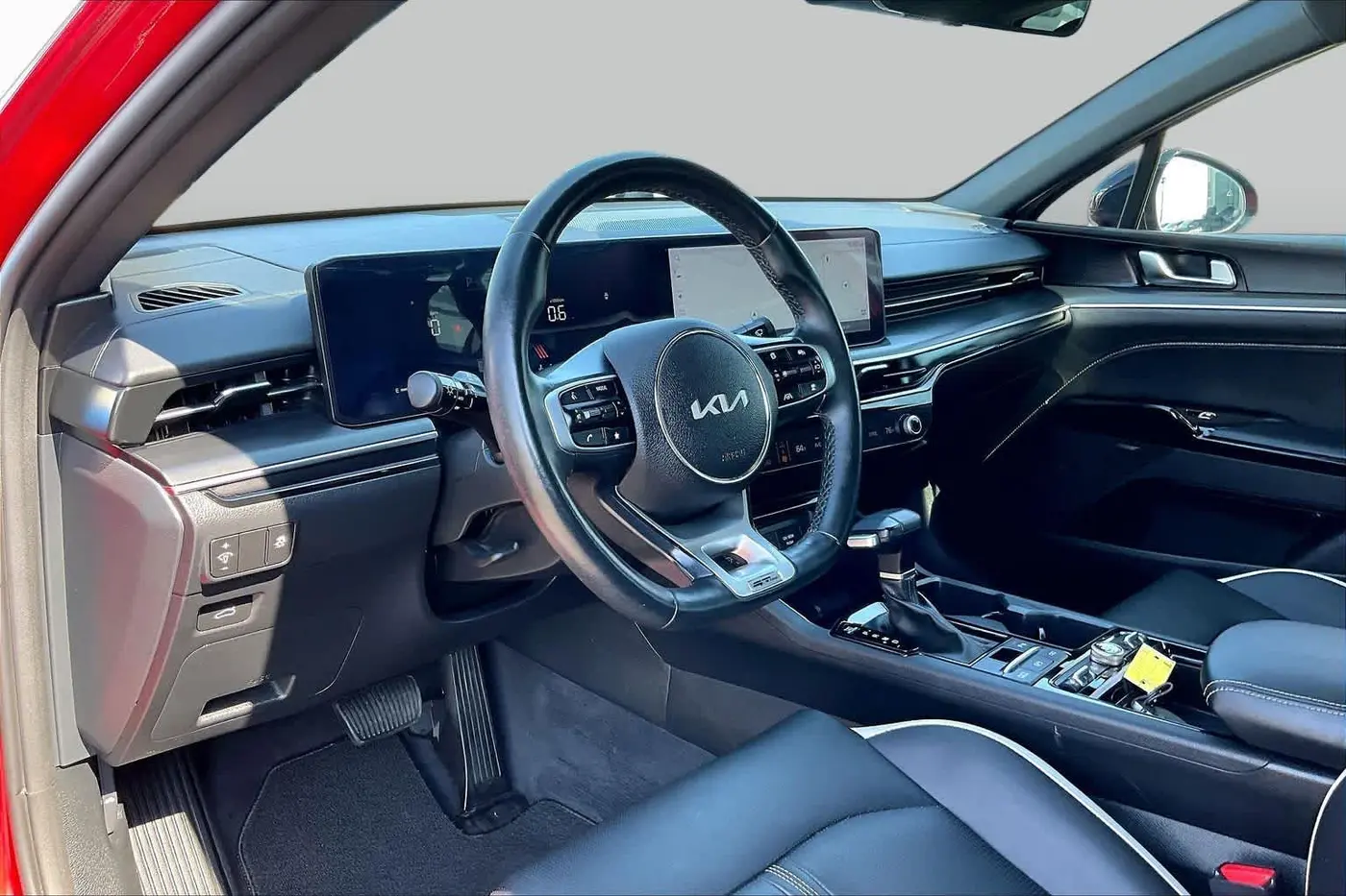 2025 Kia K5 - $26,313
