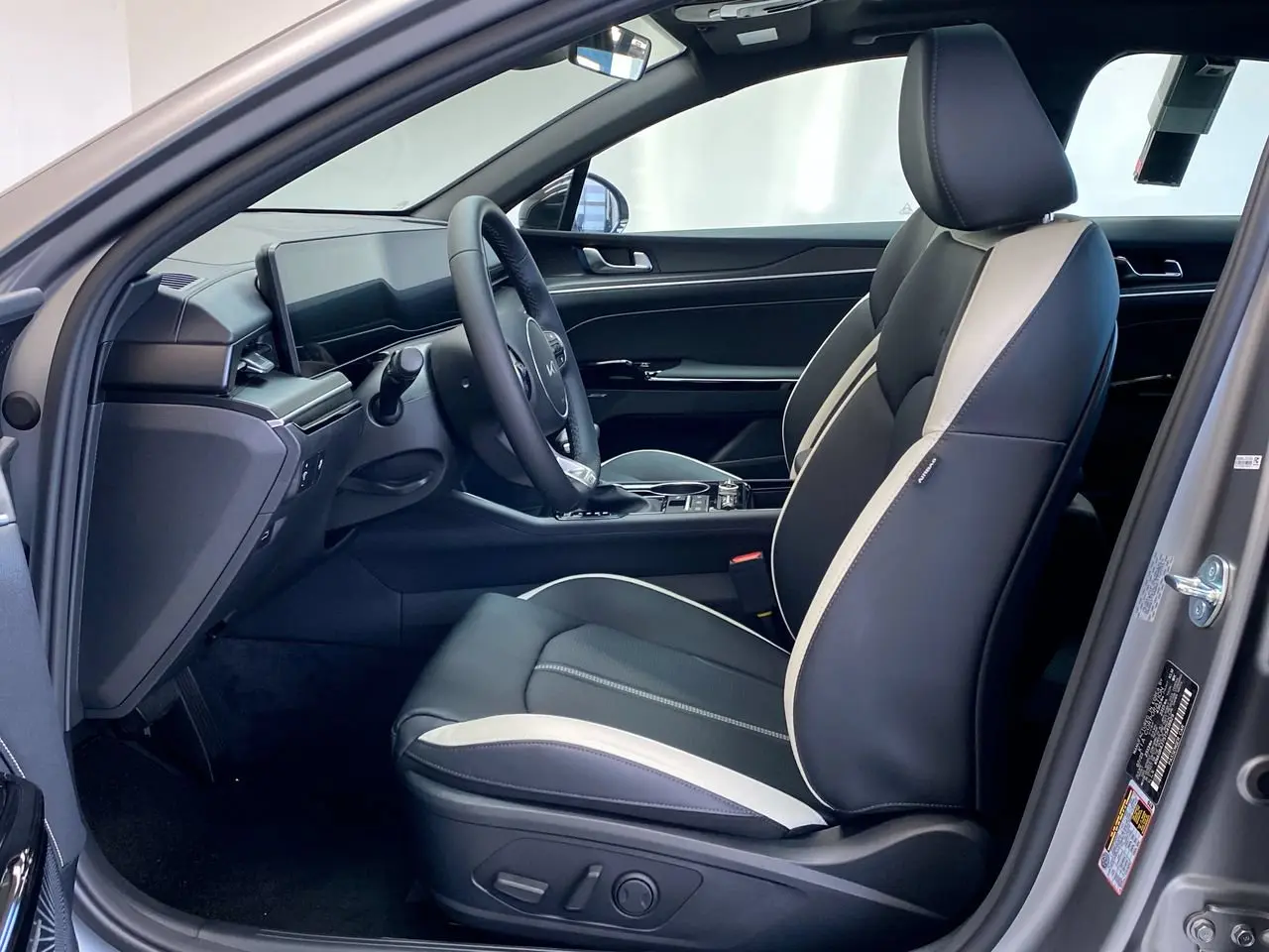 2026 Kia K5 - $33,911