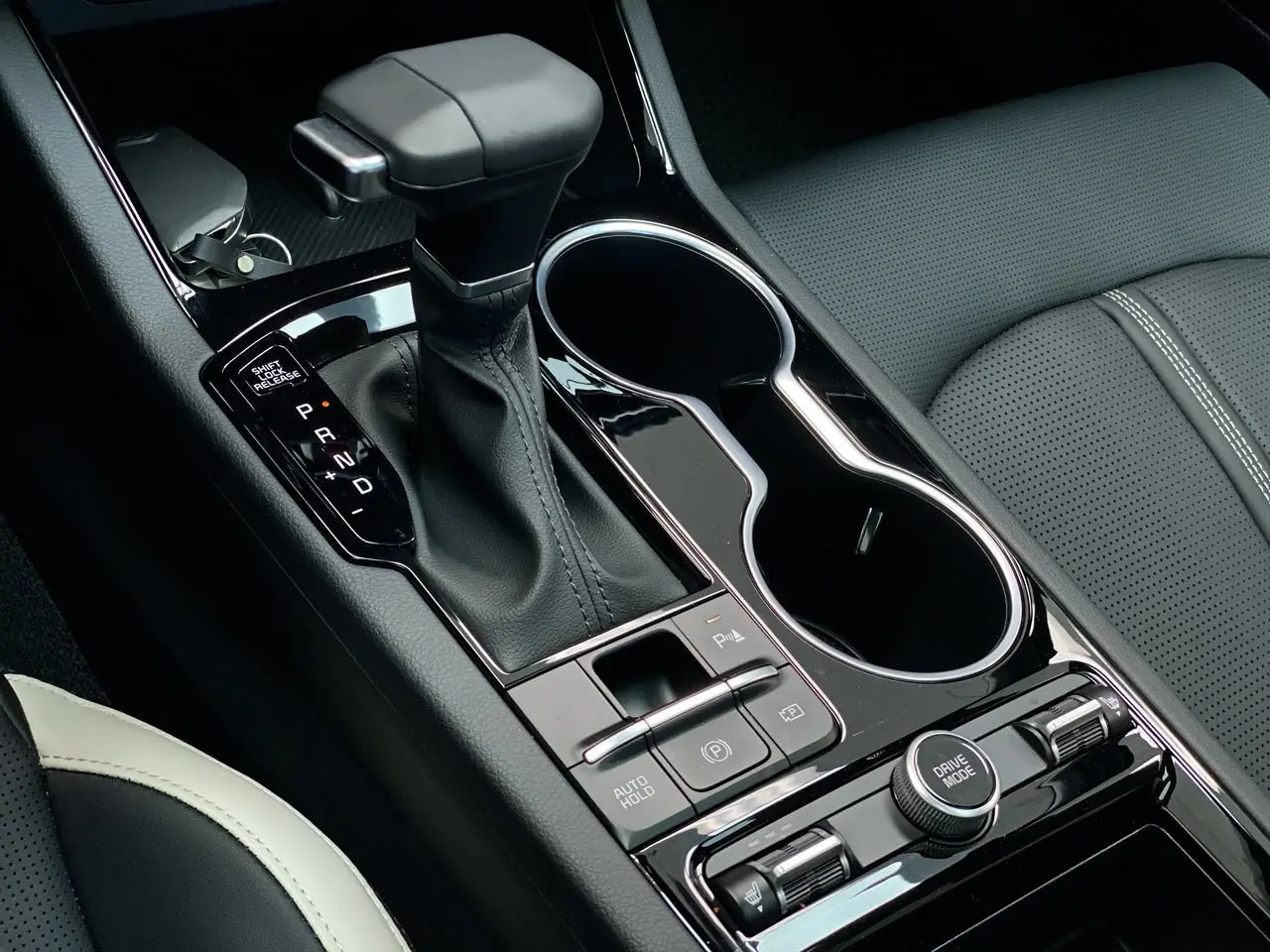2026 Kia K5 - $33,911
