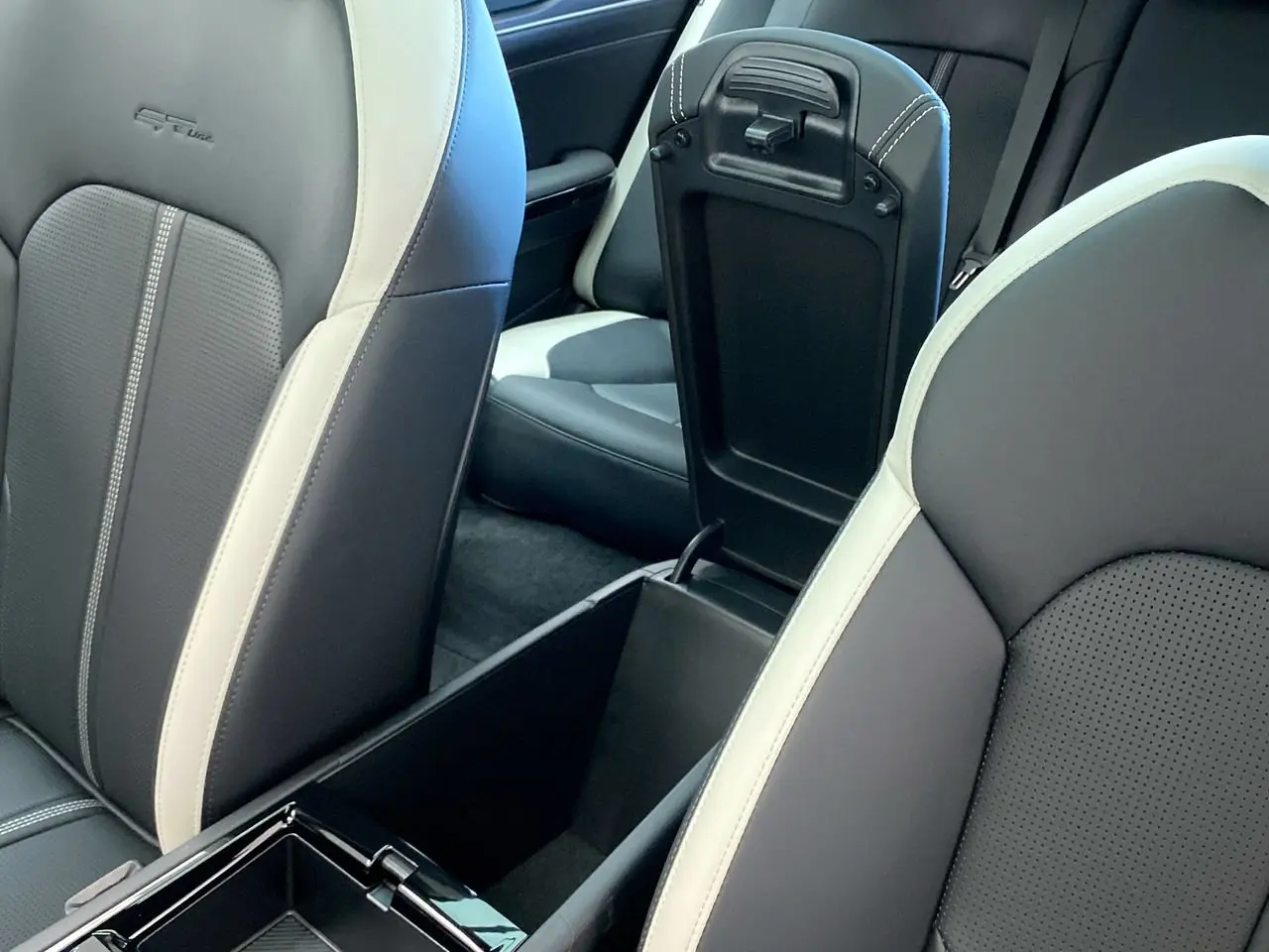 2026 Kia K5 - $33,911