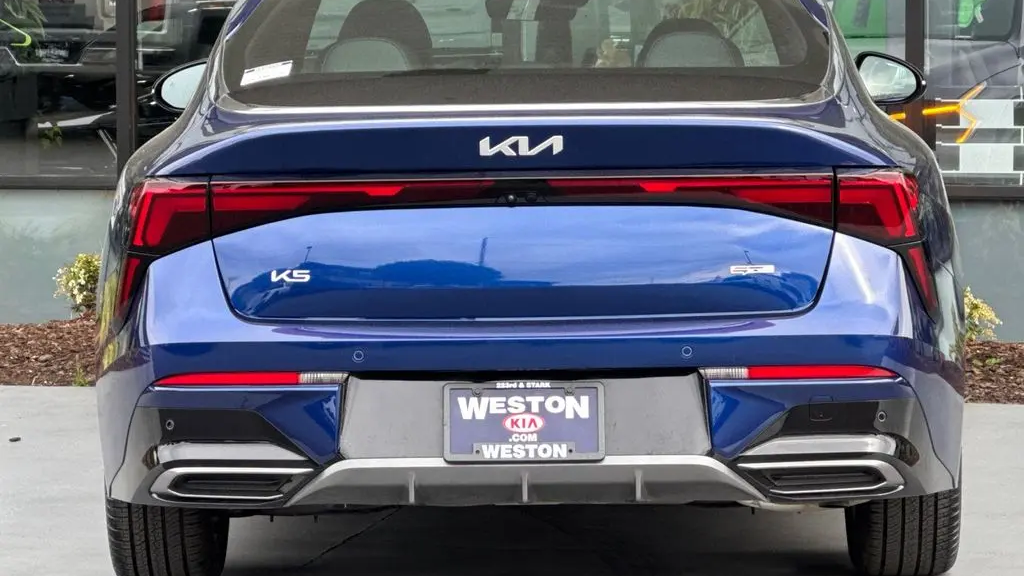 2026 Kia K5 GT-Line