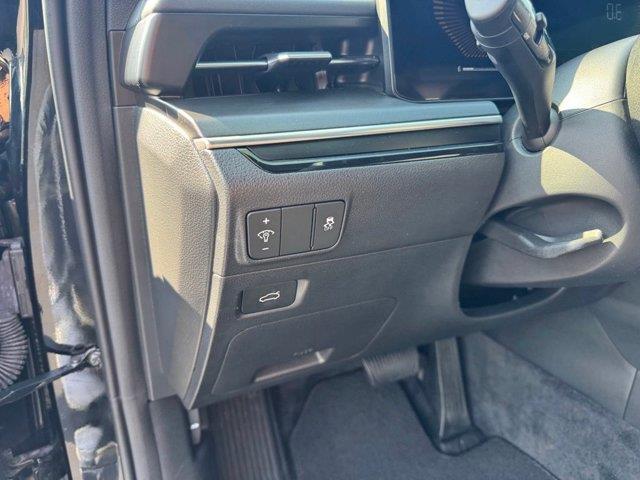 2026 Kia K5 - $30,500