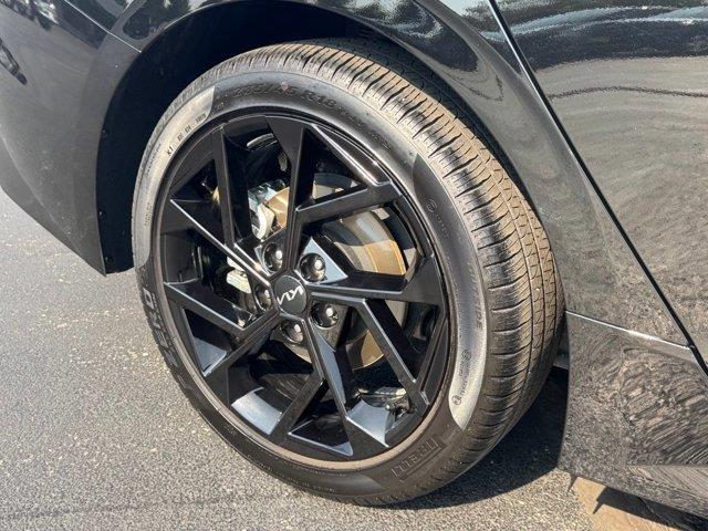 2026 Kia K5 - $30,500