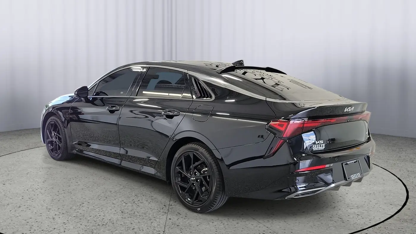 2026 Kia K5 GT-Line