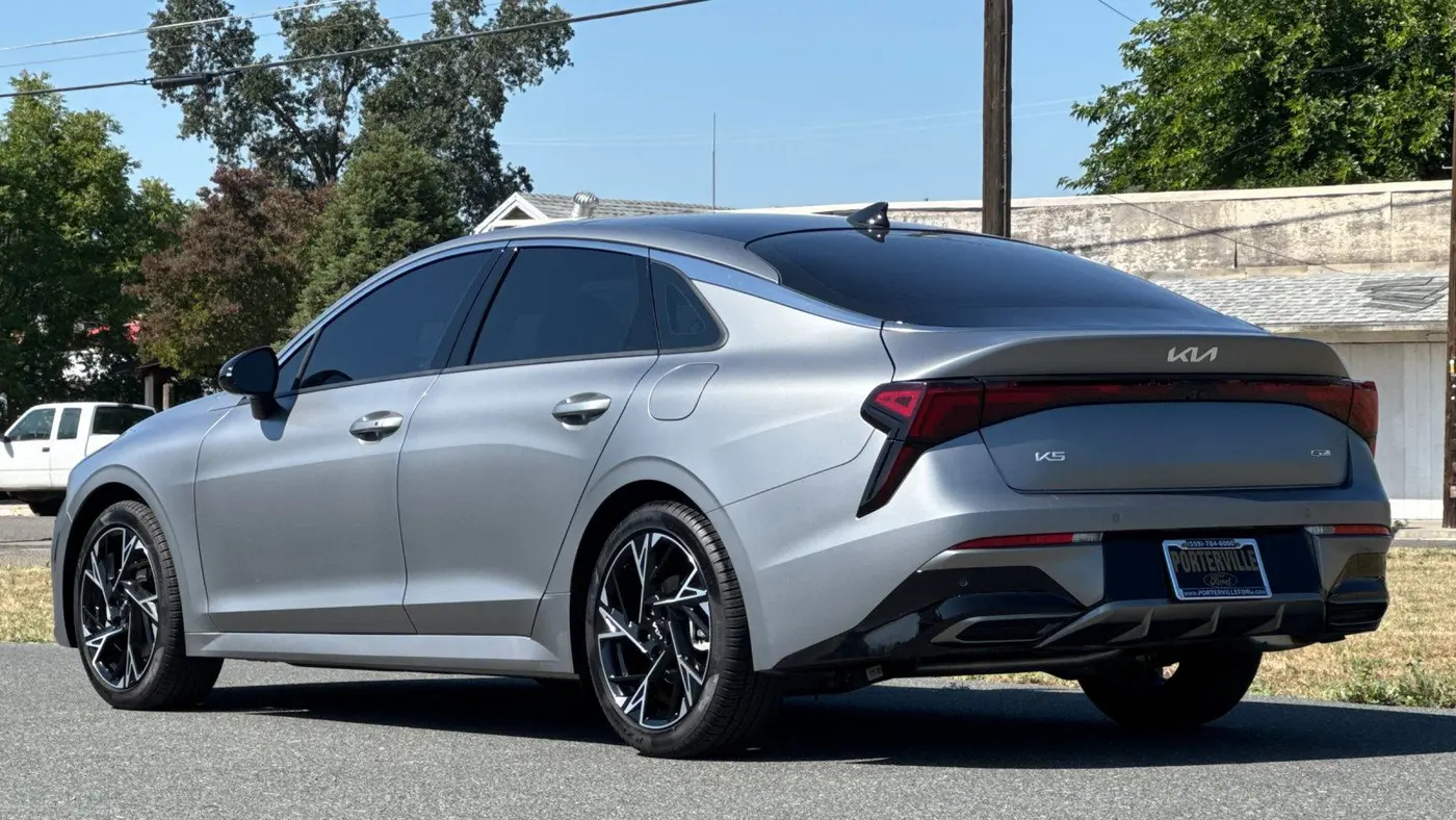 2025 Kia K5 GT-Line
