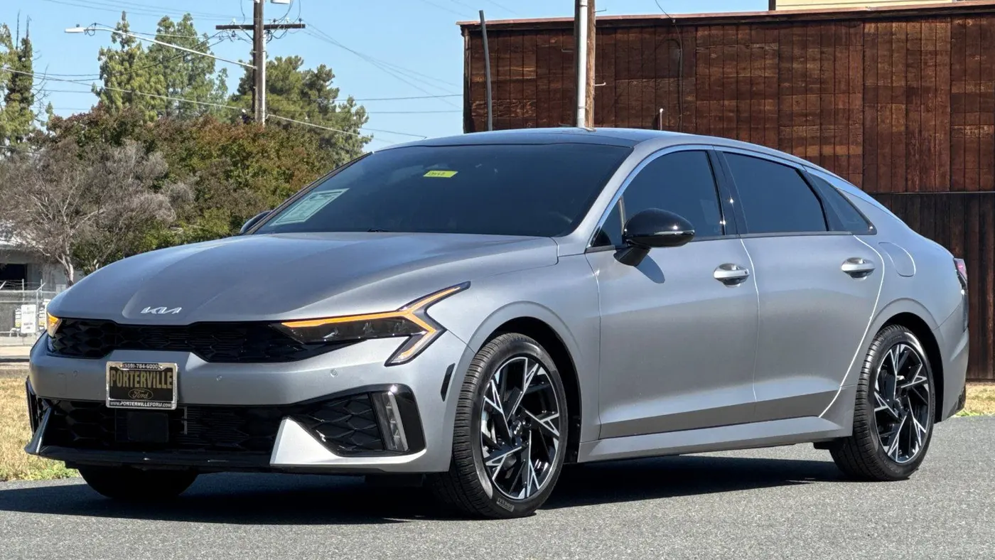 2025 Kia K5 GT-Line