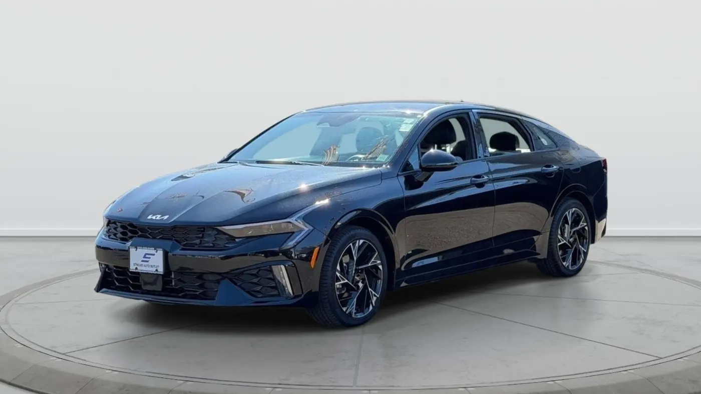 2026 Kia K5 GT-Line