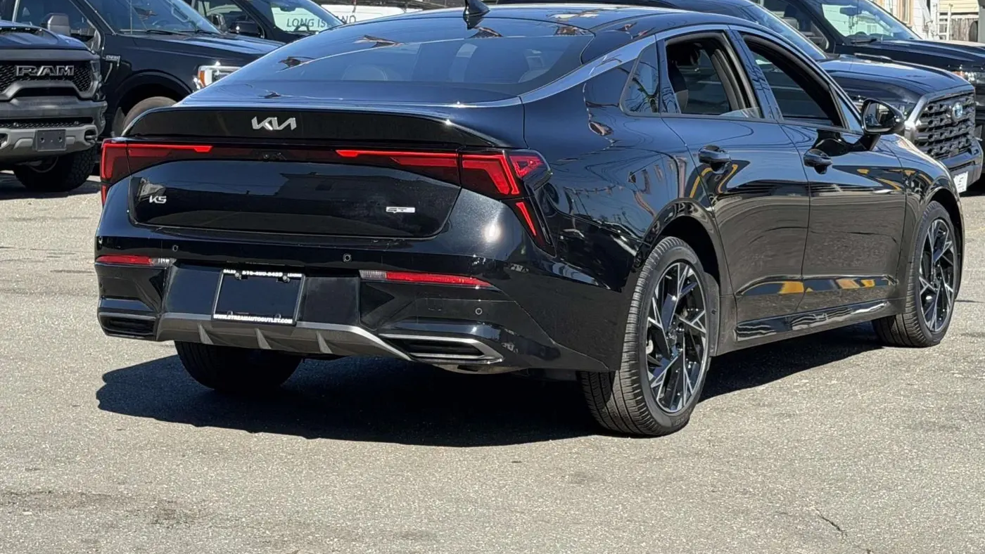 2026 Kia K5 GT-Line