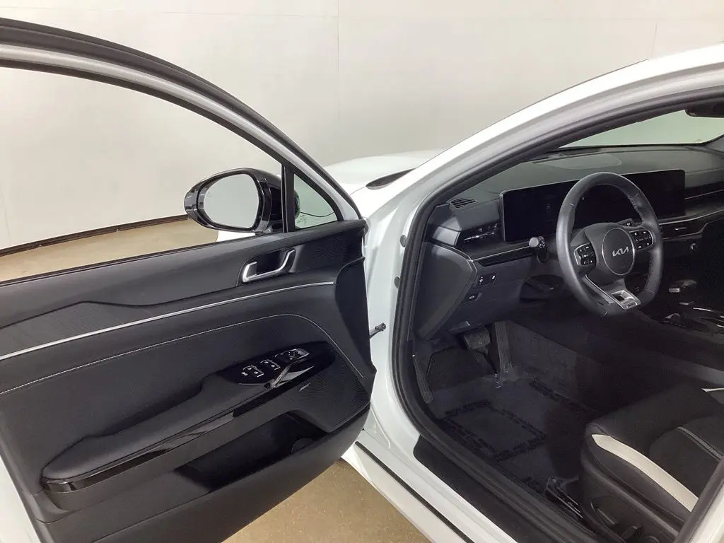 2026 Kia K5 - $29,698