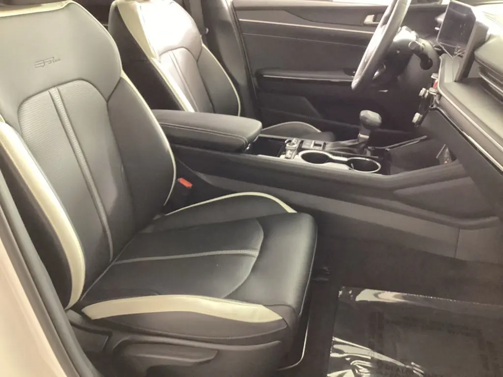 2026 Kia K5 - $29,698