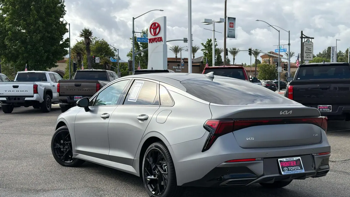 2026 Kia K5 GT-Line