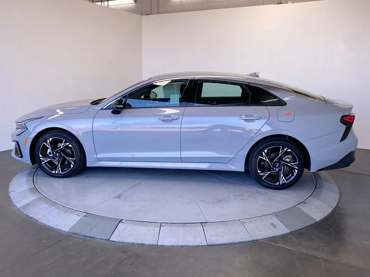 2026 Kia K5 - $32,887