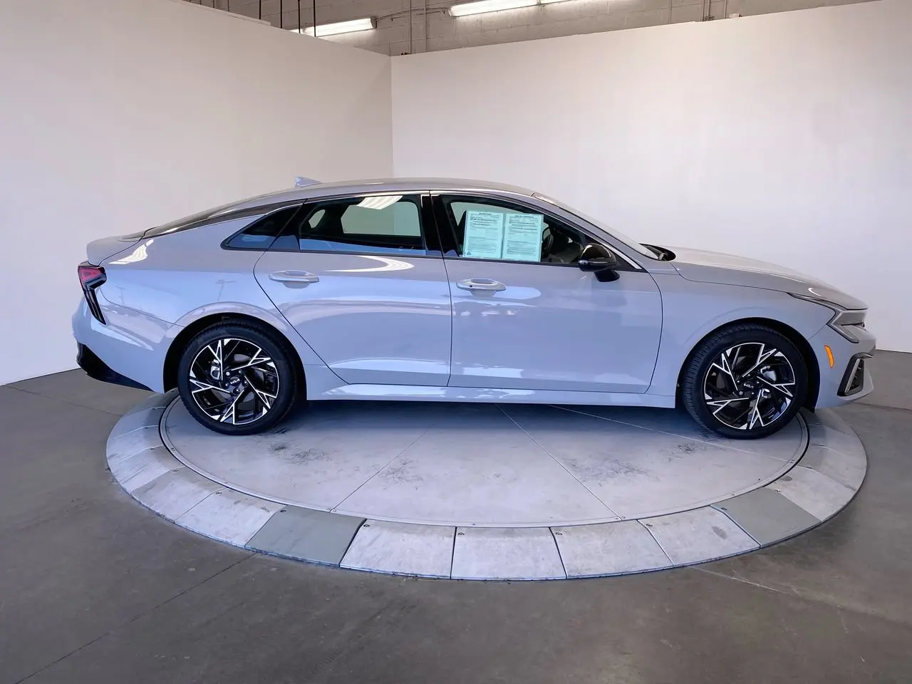 2026 Kia K5 - $32,887