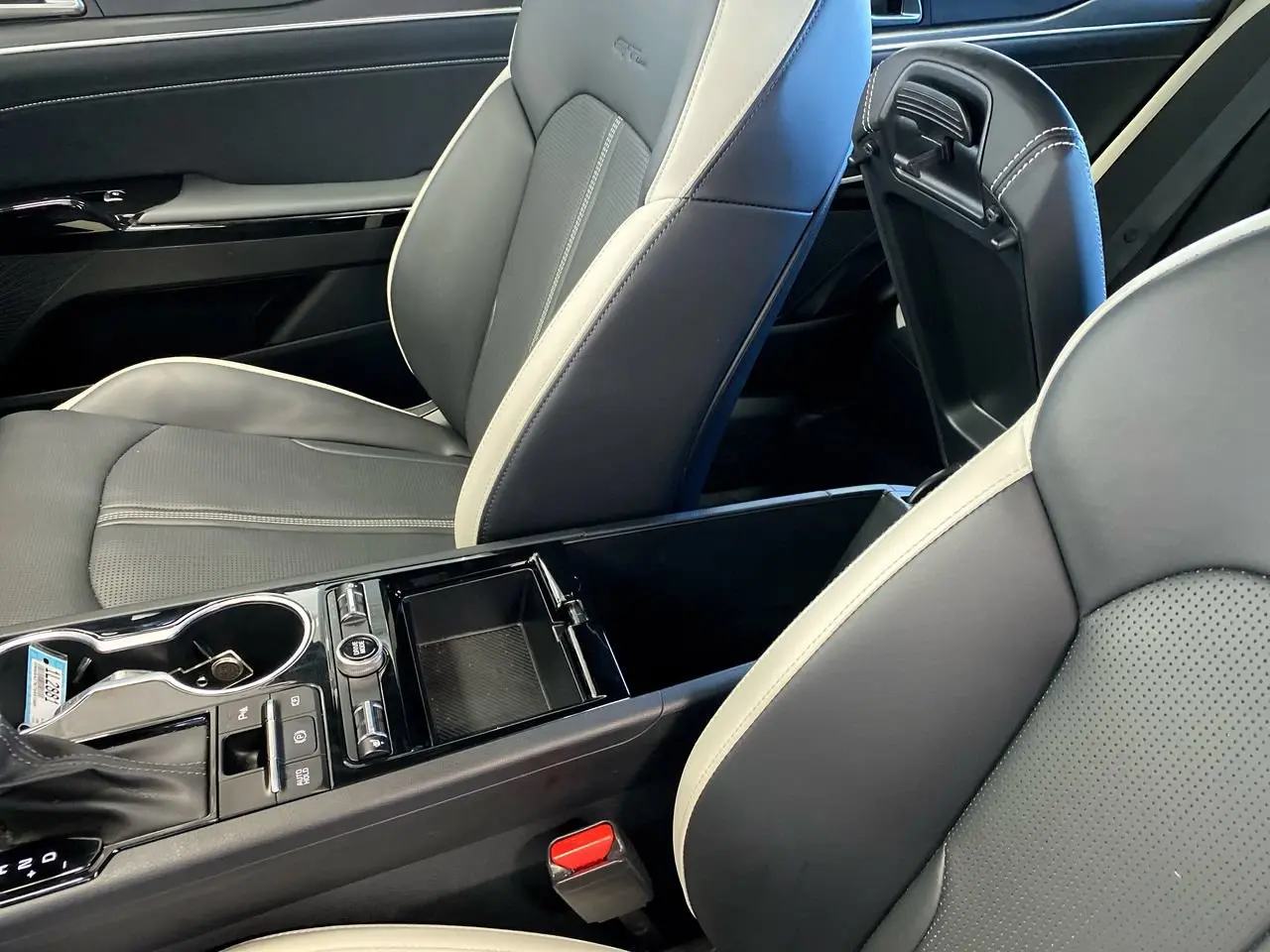 2026 Kia K5 - $32,887
