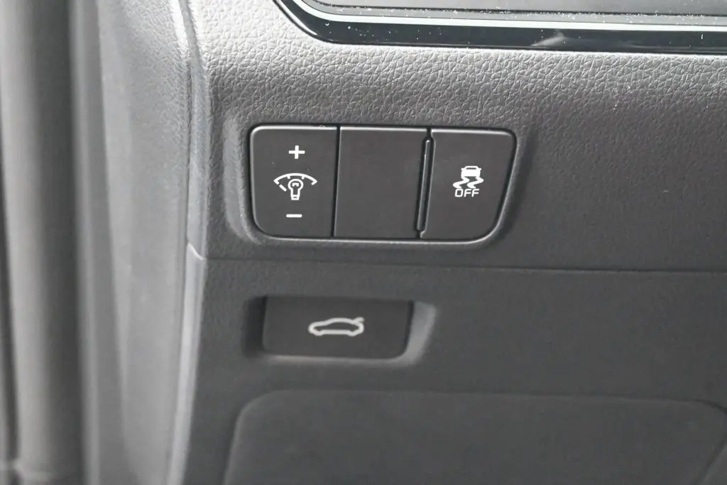 2026 Kia K5 - $26,213